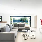 Moderne Avec Piscine Casa vacanze