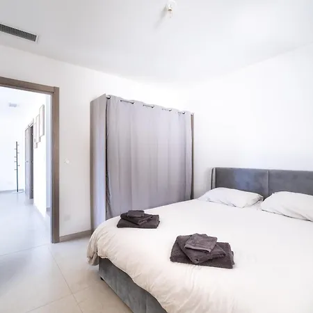 Casa de Férias Moderne Avec Piscine Beaucaire (Gard)