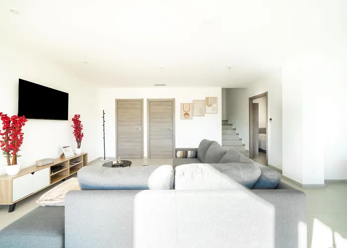 Moderne Avec Piscine