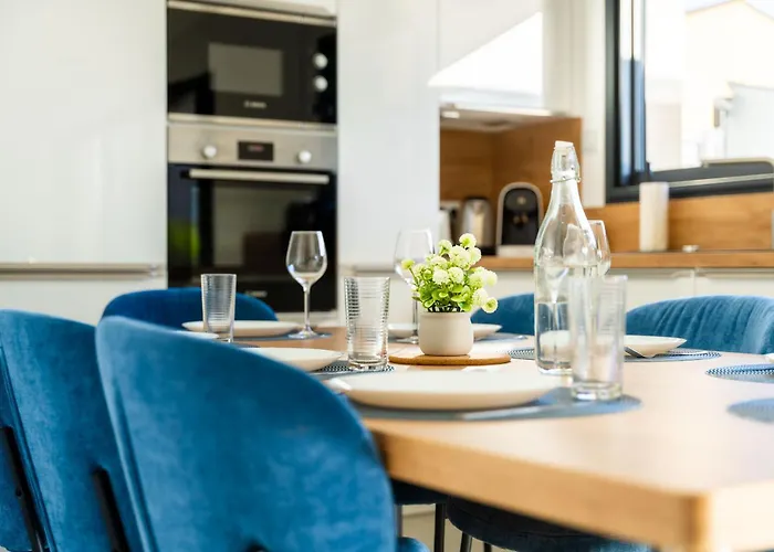 Moderne Avec Piscine *