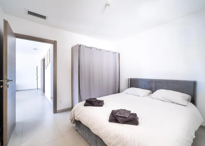 Casa de Férias Moderne Avec Piscine Beaucaire (Gard)