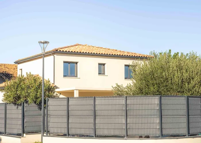 Moderne Avec Piscine *